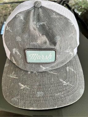 Marsh Wear Men's Gray & White Cap /  Hat
